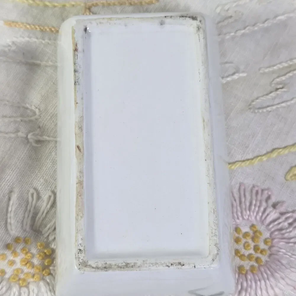 White Ceramic Bird Soap Dish Holder Removable Drip Tray Bathroom Farmhouse Decor